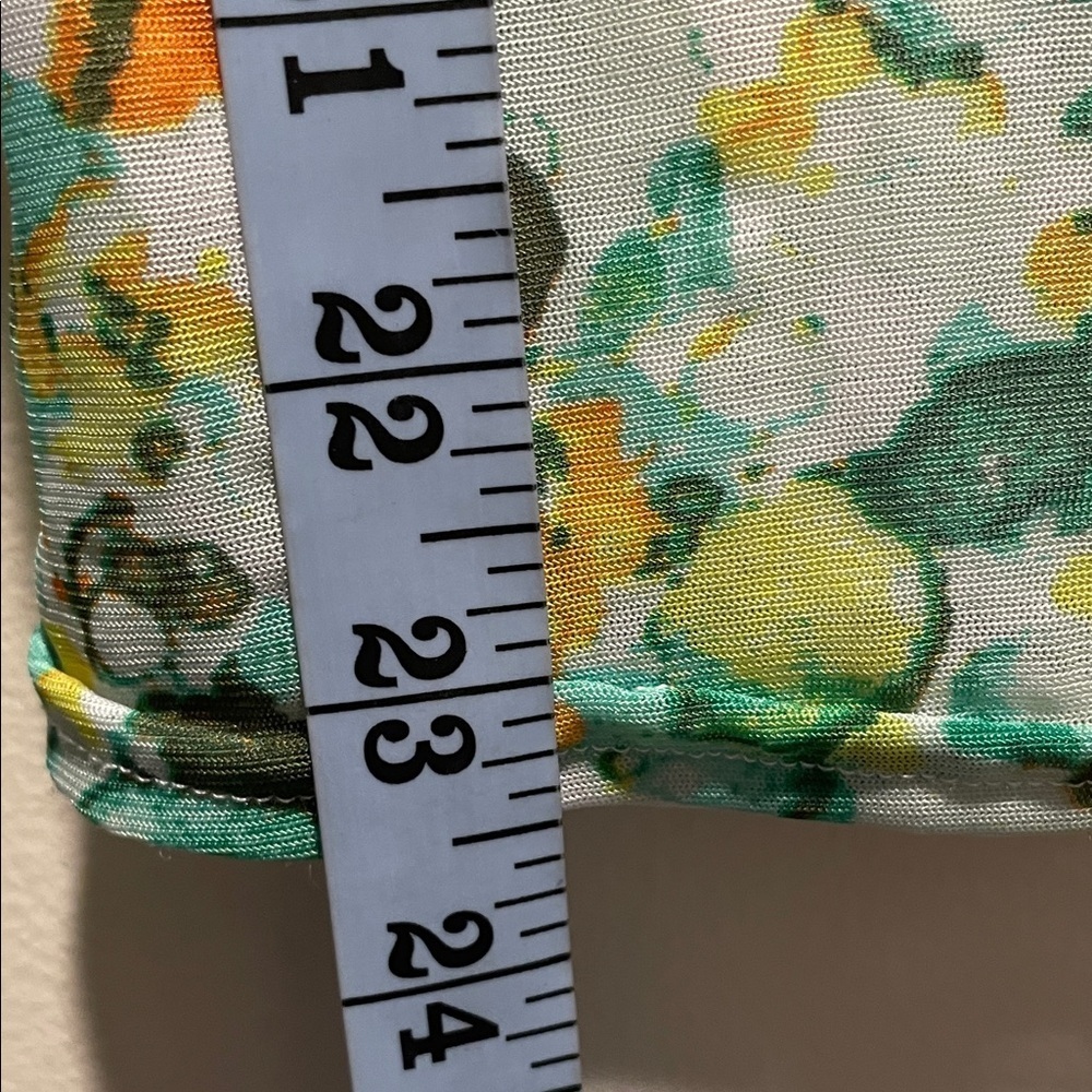 Vertigo Paris Multicolored Abstract Print Ruched Streetwear - Green and Yellow - Picture 6 of 12